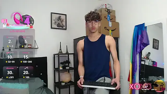 Girls: try live performances with matured performers, from dancing to quirks, in a variety of beautiful sex cams.