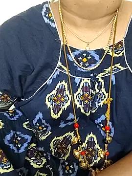 gaurika18 from StripChat is Freechat