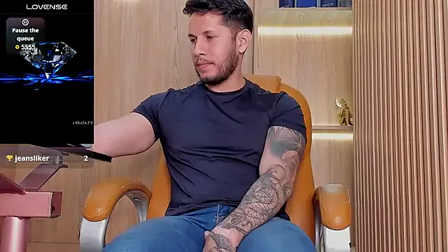 Girls: try live performances with matured performers, from dancing to quirks, in a variety of beautiful sex cams.