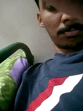 Georgiehoodsman from StripChat is Freechat