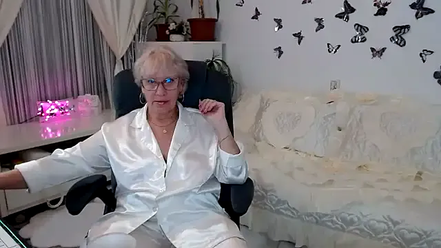 Girls: try live performances with matured performers, from dancing to quirks, in a variety of beautiful sex cams.