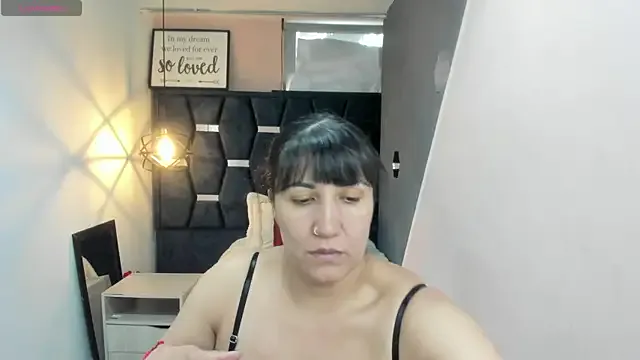 GiaFox_ from StripChat