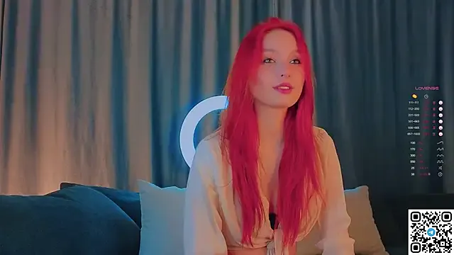 GildedKitten from StripChat