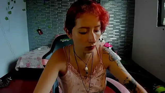 Girls: try live performances with matured performers, from dancing to quirks, in a variety of beautiful sex cams.