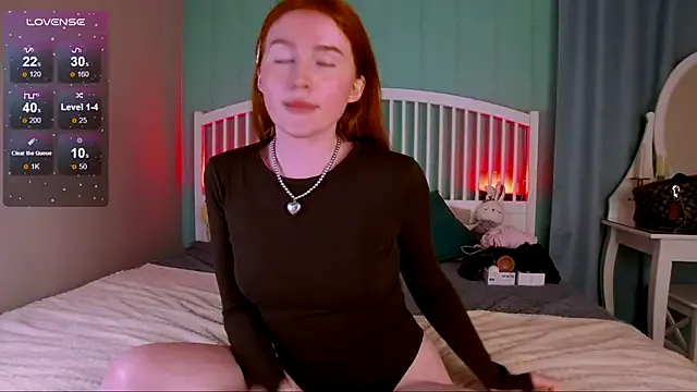 GingerArin from StripChat
