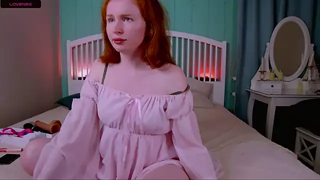 GingerArin from StripChat