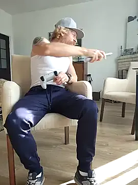 Gingerbeard40 from StripChat is Freechat