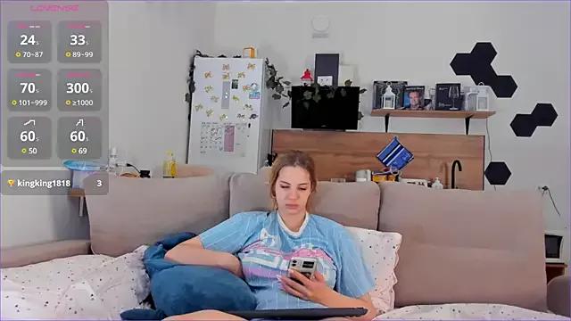 Girls: try live performances with matured performers, from dancing to quirks, in a variety of beautiful sex cams.