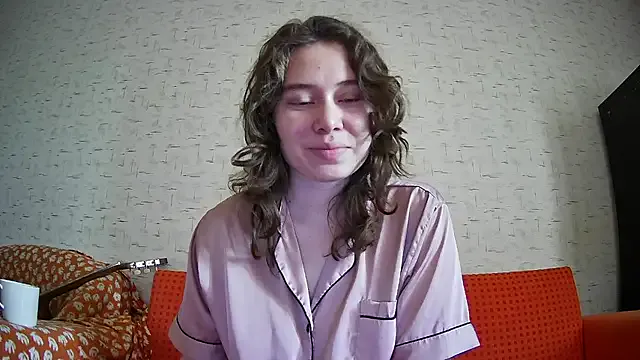 girliemilk from StripChat is Freechat