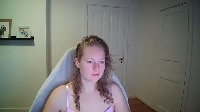 Girlnina-1995 from StripChat is Freechat