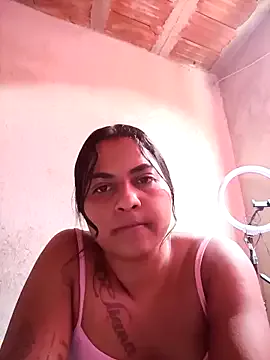 Giselabrunette25 from StripChat