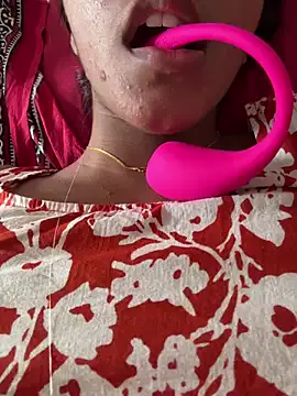 Goddess_sneha from StripChat