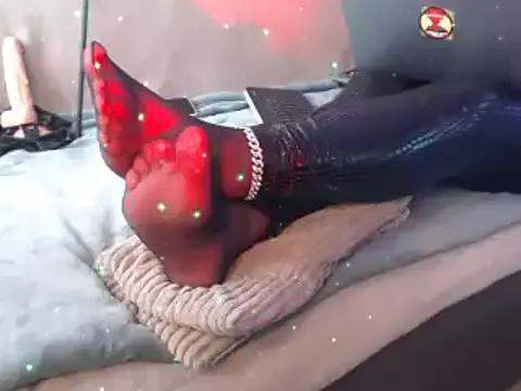 GoddessMonicaNylon from StripChat is Freechat