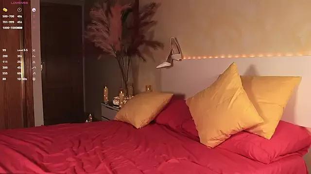 Girls: try live performances with matured performers, from dancing to quirks, in a variety of beautiful sex cams.