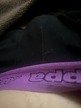 Goldendickinyou from StripChat is Freechat