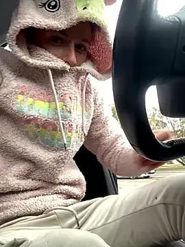 GoldenPussy1329 from StripChat is Freechat