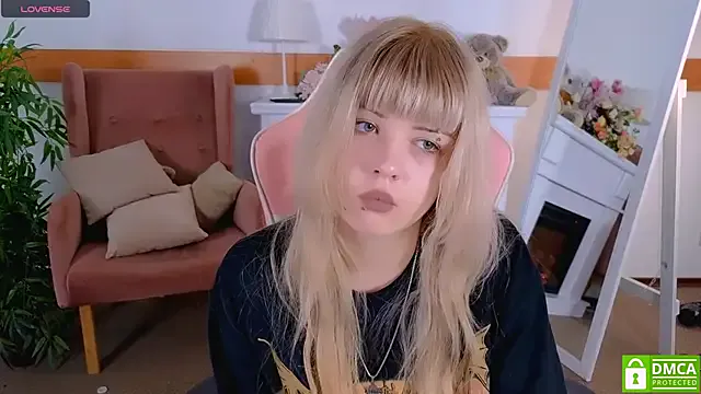 Grace_lux from StripChat