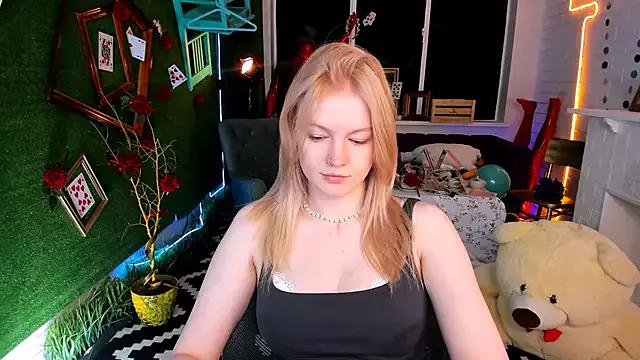 Girls: try live performances with matured performers, from dancing to quirks, in a variety of beautiful sex cams.