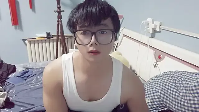 handsome1069 from StripChat is Freechat