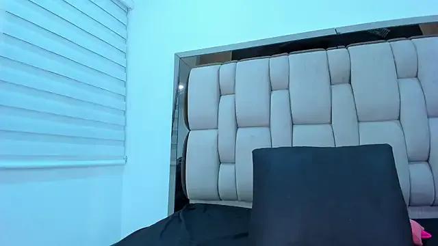 Hanna_Castroo from StripChat is Freechat