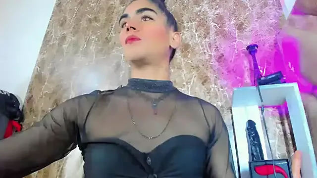 Girls: try live performances with matured performers, from dancing to quirks, in a variety of beautiful sex cams.