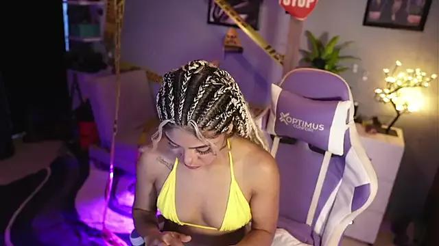 Girls: try live performances with matured performers, from dancing to quirks, in a variety of beautiful sex cams.