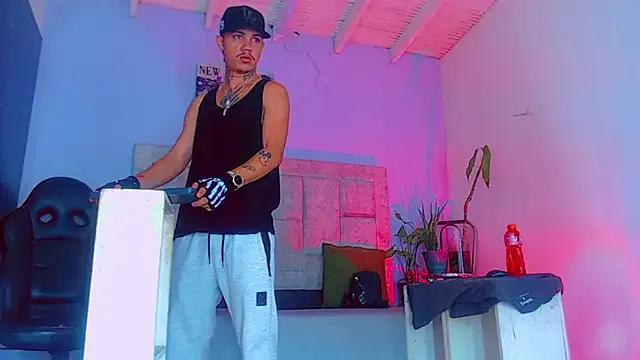 HannibalLester from StripChat is Freechat