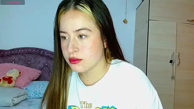 Hanssel_tess from StripChat is Freechat