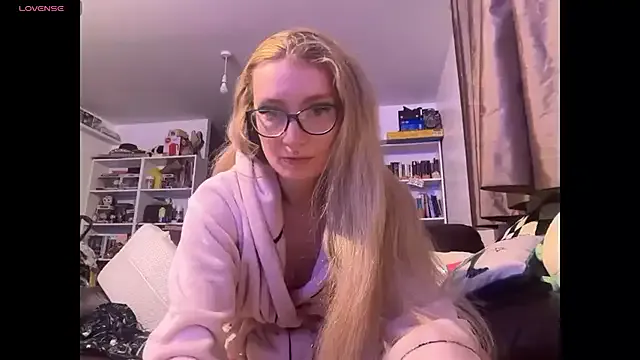 harleyblair from StripChat is Freechat