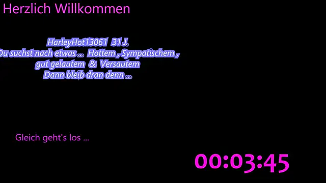 Harleyhot13 from StripChat is Freechat