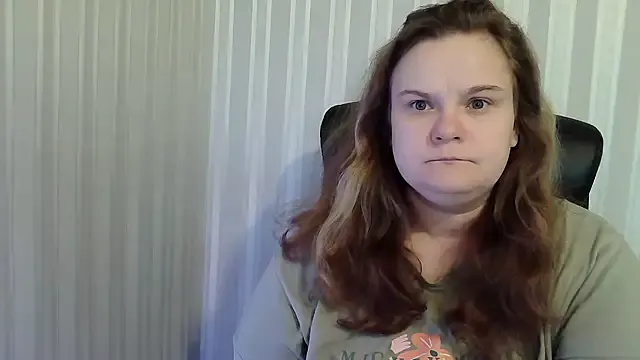 HarmonyKarera from StripChat is Freechat