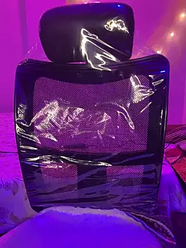 HeartQueen05 from StripChat is Freechat