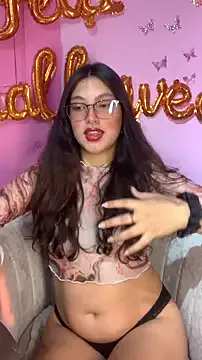 HecateBlaze from StripChat is Freechat