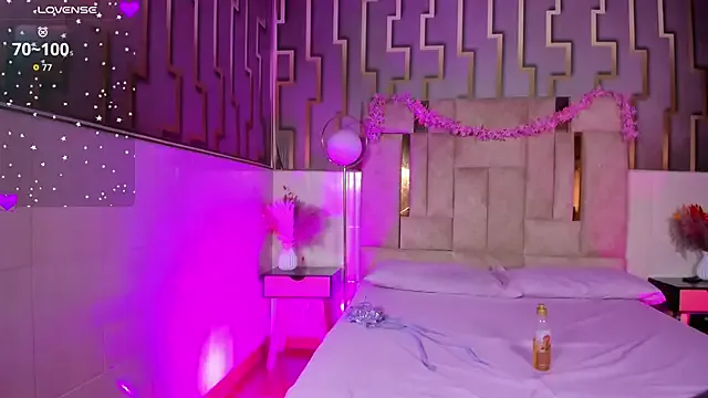 helenn_diaz from StripChat is Freechat