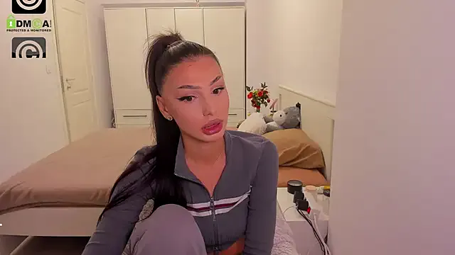 Girls: try live performances with matured performers, from dancing to quirks, in a variety of beautiful sex cams.