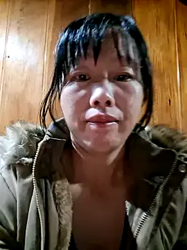 Helenzz from StripChat