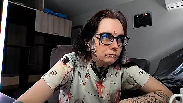 HighelikeGirl from StripChat