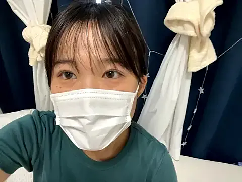 Hikiwarinatto_xoxo from StripChat