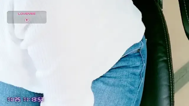 Hina-Happy from StripChat is Freechat