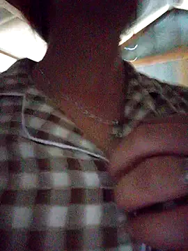 Hini68 from StripChat