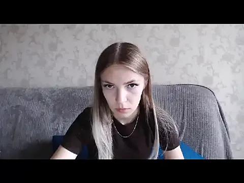 HitGyrl from StripChat is Freechat