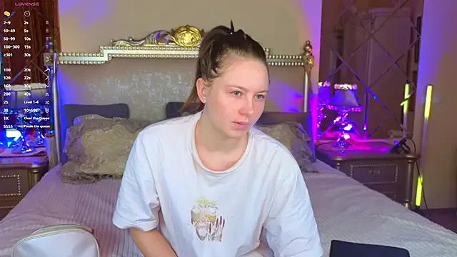 Girls: try live performances with matured performers, from dancing to quirks, in a variety of beautiful sex cams.