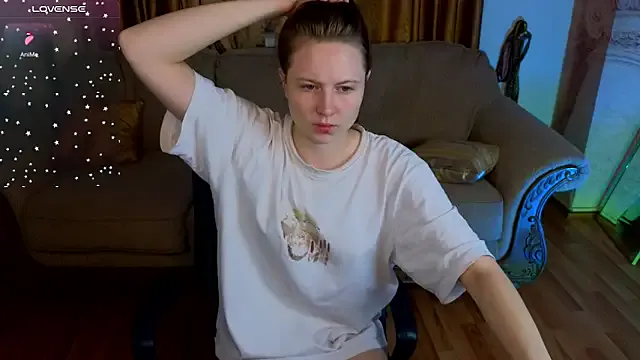 Girls: try live performances with matured performers, from dancing to quirks, in a variety of beautiful sex cams.