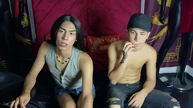 Girls: try live performances with matured performers, from dancing to quirks, in a variety of beautiful sex cams.