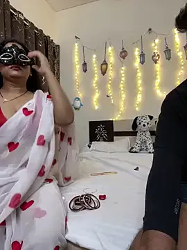 Horny_Riya_bHabhi from StripChat is Freechat