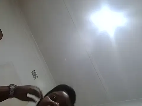 Hornychubbybitch from StripChat is Freechat