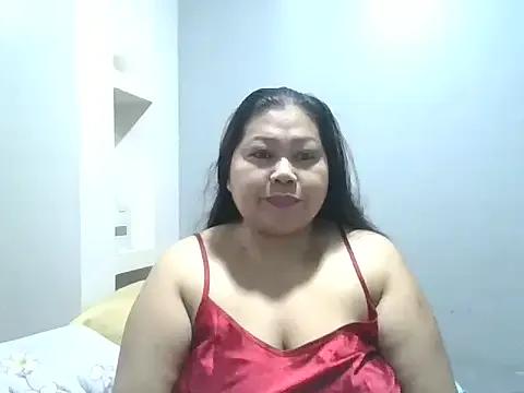 hornyKENDAH from StripChat is Freechat