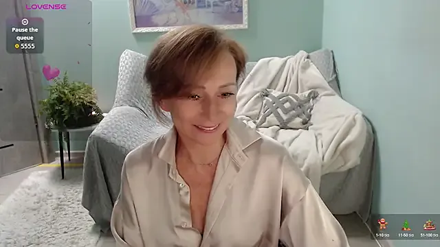 Girls: try live performances with matured performers, from dancing to quirks, in a variety of beautiful sex cams.