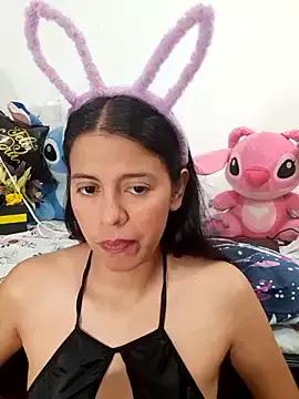 Hot_bunny_2024 from StripChat is Freechat
