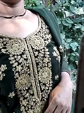 Hot_malika1 from StripChat is Freechat